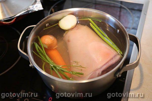 М'ясний бульйон з галушками нокедлі, Крок 01