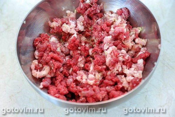 Пельмені з м'ясом і грибами, Крок 01