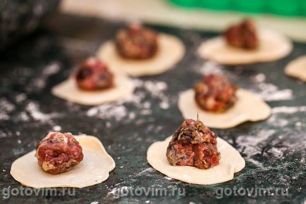Пельмені з м'ясом і грибами, Крок 07