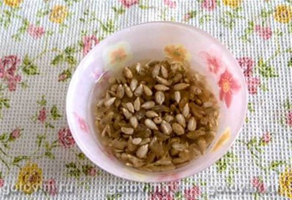 Песто з насіння соняшнику, Крок 01